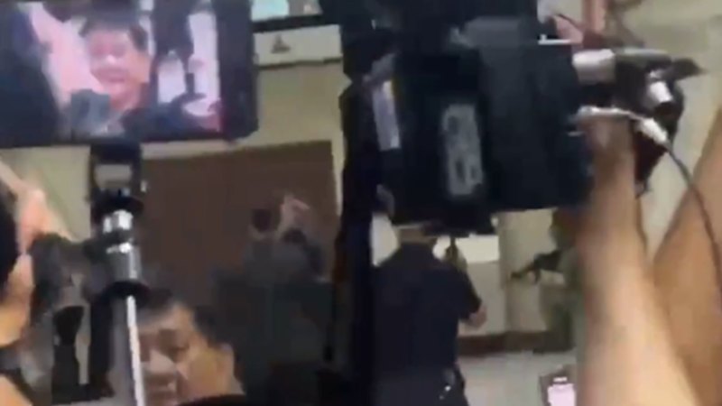 Gunfire breaks out in Philippines Senate building