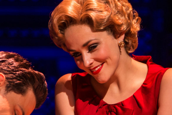 Esther Hannaford as Carole King, Josh Piterman as Gerry Goffin in Beautiful: The Carole King Musical in 2017. 