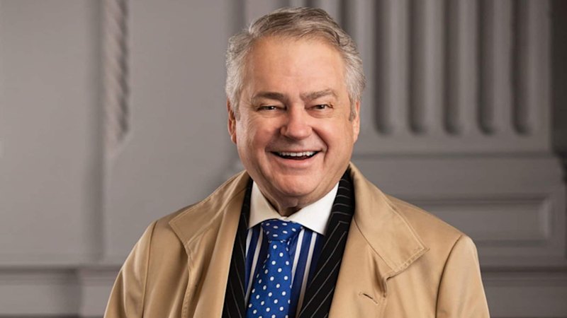 An understandable voice amid the world chatter