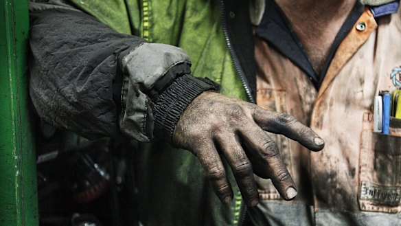 Industrial manslaughter laws have been expanded to the resources sector.