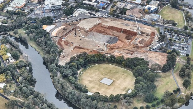 Construction on the 30,000-seat Western Sydney Stadium at Parramatta last year. 