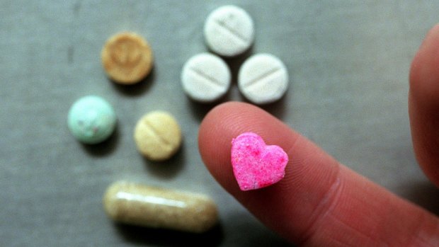 I don't support illegal drugs – but the WA government should take a closer look at pill testing, writes Oliver Peterson. 