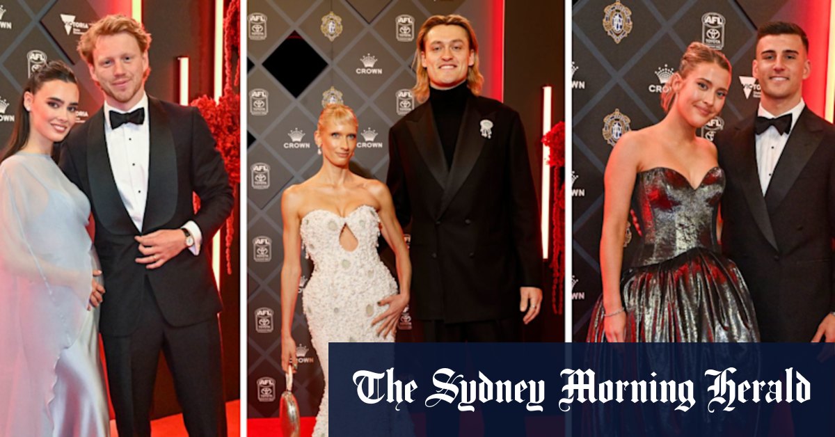 Bec Judd 2.0, birds and baby bumps: The Brownlow red carpet