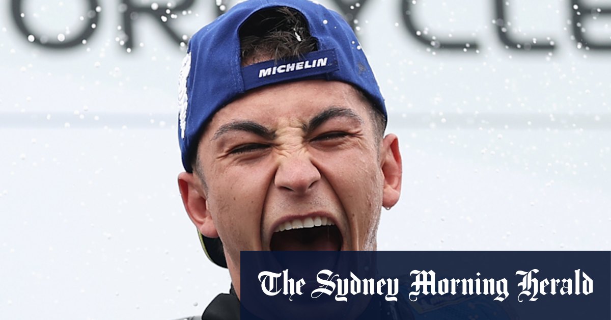 Spaniard ends MotoGP drought at Phillip Island after Australian hope crashes out