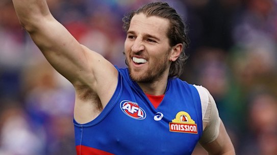 Marcus Bontempelli was booed by fans and targeted by Giants players after his hit on Nick Haynes.