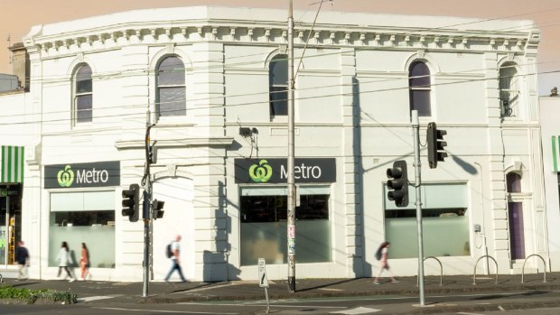 The Clifton Hill Woolworths Metro.