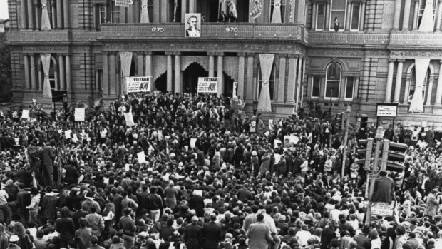 Vietnam Moratorium rally at Town hall, Sydney. May 08, 1970.