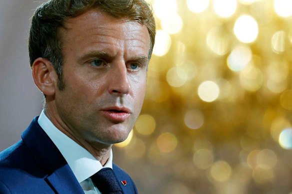 تحديثات حية عن الحرب الأمريكية الإيرانية: ترامب يقول إن الولايات المتحدة “دمرت” إيران؛ بريطانيا ترسل سفينة حربية إلى قبرص؛ القوات البرية الإسرائيلية في لبنان؛ عدد القتلى يتزايد باستمرار