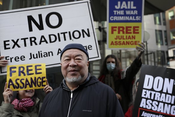 Ai Weiwei stands with protesters outside the Old Bailey, London,  in support of Julian Assange’s bid for freedom in 2020.