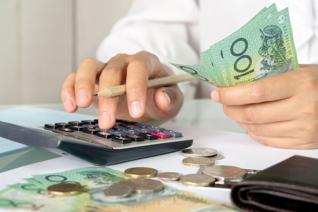 Budgeting, expenses, saving money