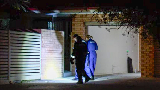 Man arrested after woman found dead in Bendigo, two children uninjured