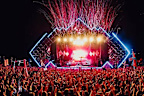 Beyond The Valley is one of Australia’s biggest music events, hosting 40,000 people every year. Tickets sold out in record time this year, major part in thanks to the nostalgia of The Black Eyed Peas in a headlining slot. 