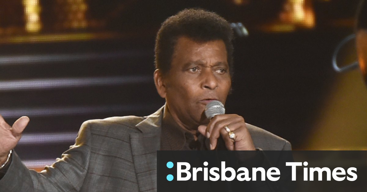 Pioneering black country music legend Charley Pride dies of COVID-19 - Vimarsana News