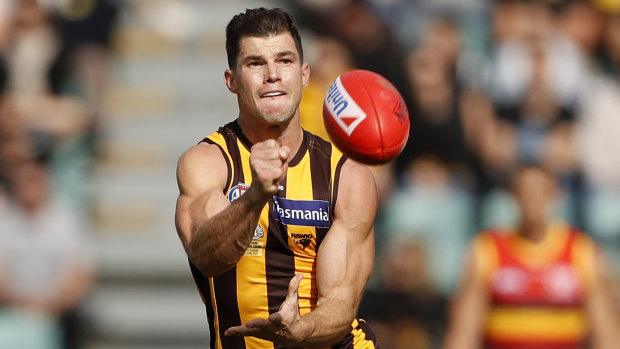 Jaeger O’Meara remains a Hawthorn player, along with Luke Breust, Tom Mitchell, Jack Gunston, and Chad Wingard.
