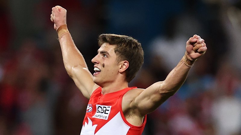 Serong seals it for Swans with last-gasp winner to break St 