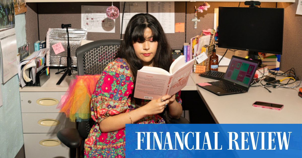 Return to office: As workers make their return, so does the lowly cubicle - Vimarsana News