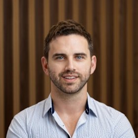 Steven Wallace, managing director of environmental consultancy Environmental Group Australia, was set to purchase the property with Keci.