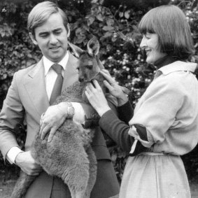 Helen Jones Fairnie with fellow AVA board member Dr Mike Bond in 1979, with a western grey kangaroo destined for Russia as part of the AVA’s successful bid to hold the World Veterinary Congress in Perth.