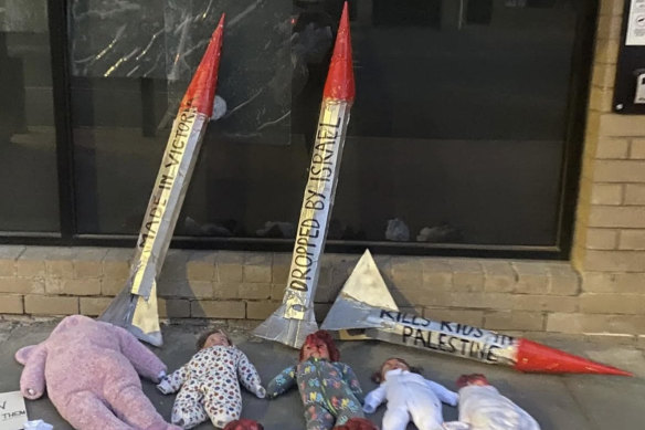 Activists have targeted the offices of Victorian Premier Jacinta Allan and Deputy Premier Ben Carroll, leaving dolls on the doorsteps of the MPs they say represent the children killed in Gaza.