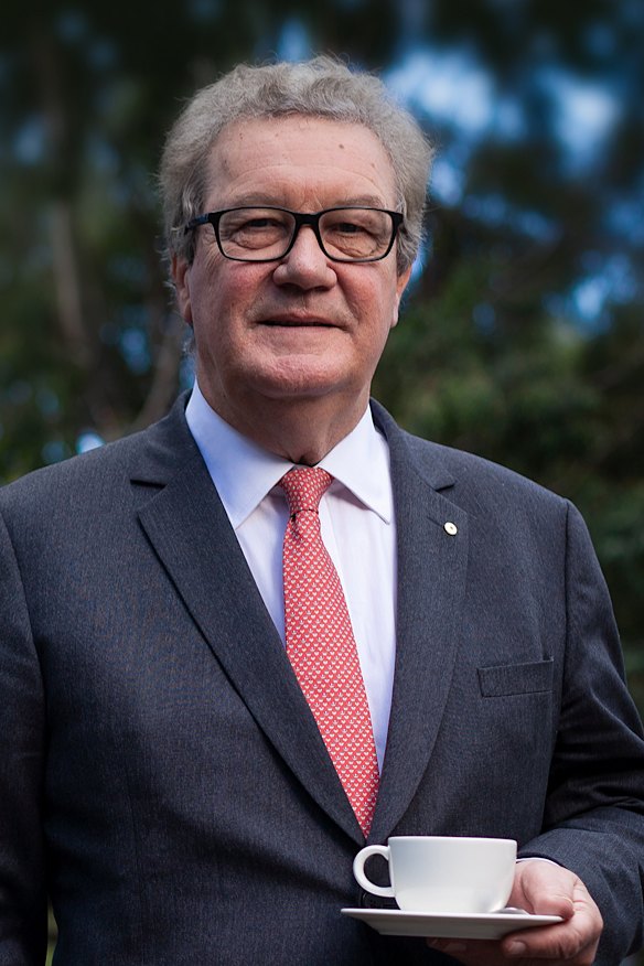 Former Foreign Minister and High Commissioner to the UK Alexander Downer.