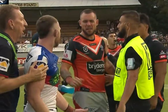 Jackson Hastings and David Klemmer had to be separated.