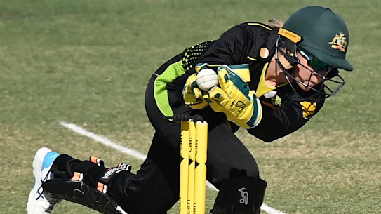Alyssa Healy surpassed MS Dhoni's record during Australia's win over New Zealand.