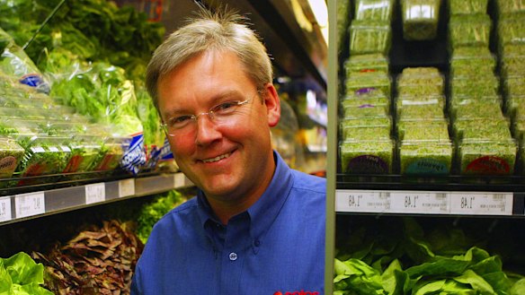 In the case of Coles’ new chief executive Steven Cain, we now know that his short-term incentive package of up to $2.52 million will be paid in cash rather than shares.