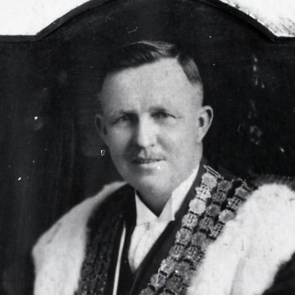 The first lord mayor of the modern Brisbane City Council, William Jolly.