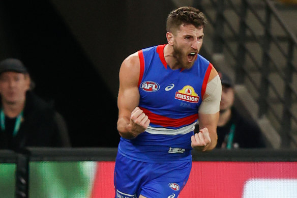 Marcus Bontempelli returned to form against the Saints