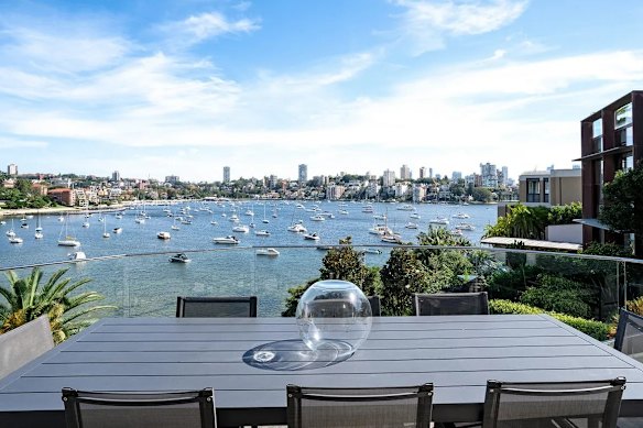 Bruce McWilliam is disputing the valuer general’s land tax assessment on his Point Piper apartment given its lack of Opera House and Harbour Bridge views.