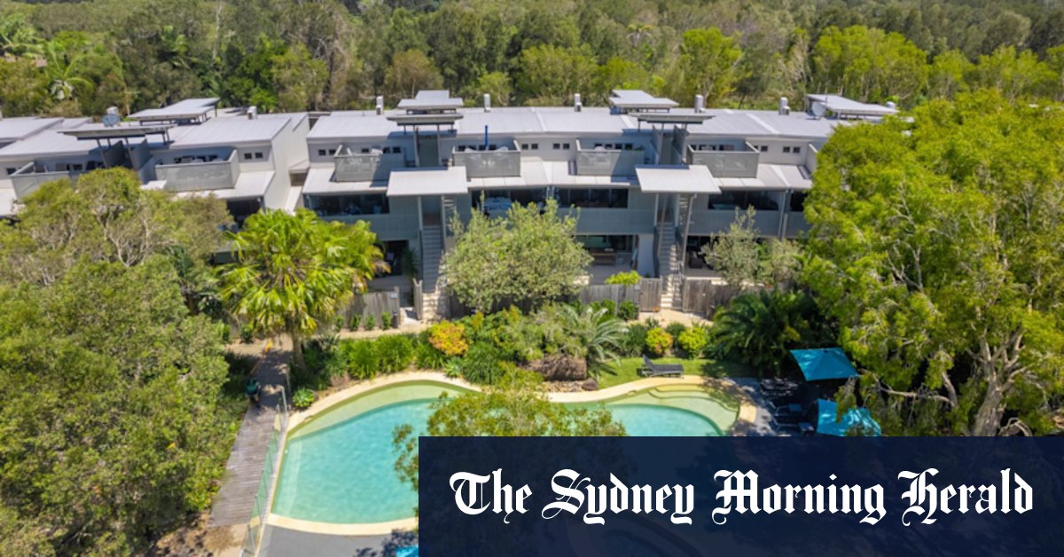 Byron Bay house prices fall and holiday rental bookings drop as holidaymakers look elsewhere - Vimarsana News