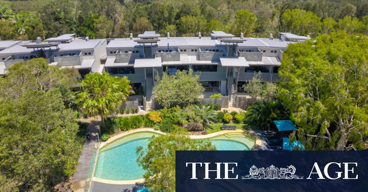 Byron Bay house prices fall and holiday rental bookings drop as holidaymakers look elsewhere - Vimarsana News