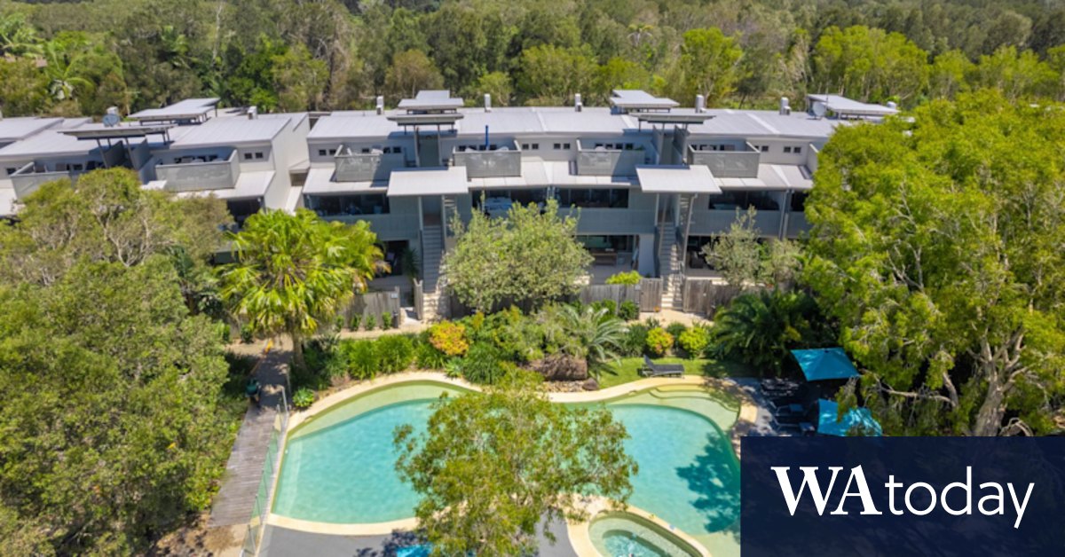 Byron Bay house prices fall and holiday rental bookings drop as holidaymakers look elsewhere - Vimarsana News