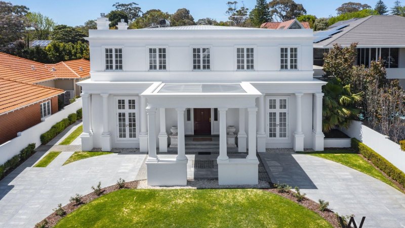 Lang Hancock’s former wife Rose Porteous lists Perth mansion for sale