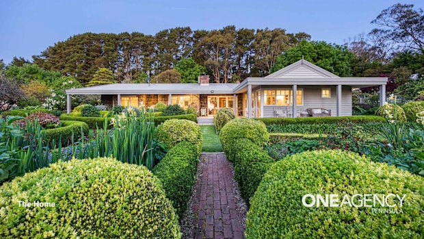 190 Purves Road, Arthurs Seat VIC 3936