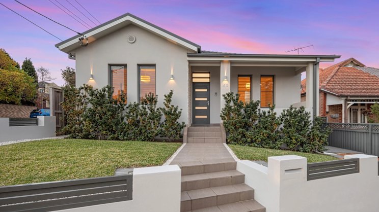 smh.com.au - Elizabeth Redman - First home buyers pay $2.04m for renovated Sydney house as market drops