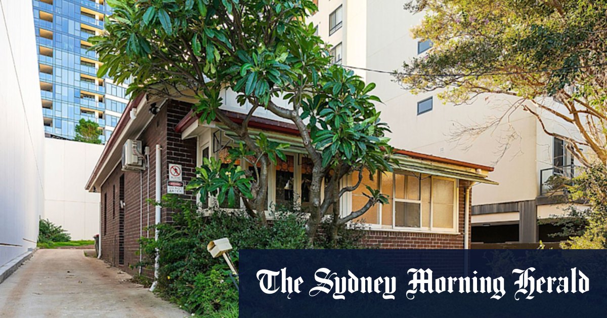 Vendor who bought $1.7m brick two-bedroom Sydney house sells for $8.15m