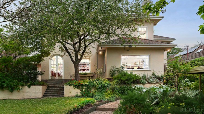 Melbourne suburbs see biggest home-value drops since last market peak