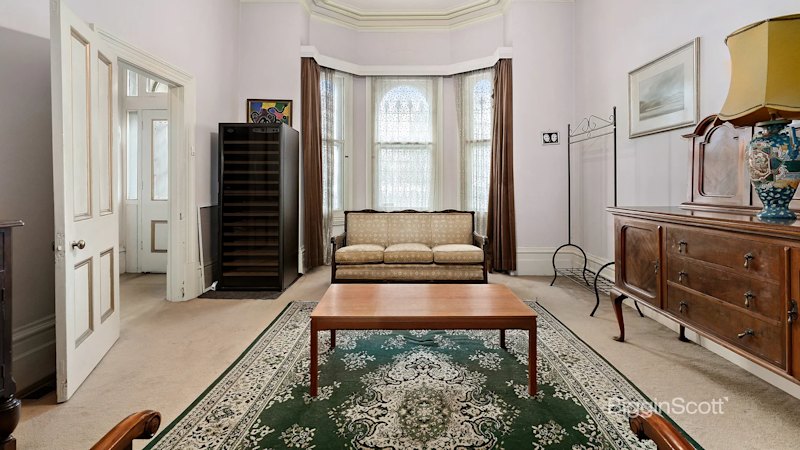 Interstate buyers pay $1,455,000 for inner-city Victorian