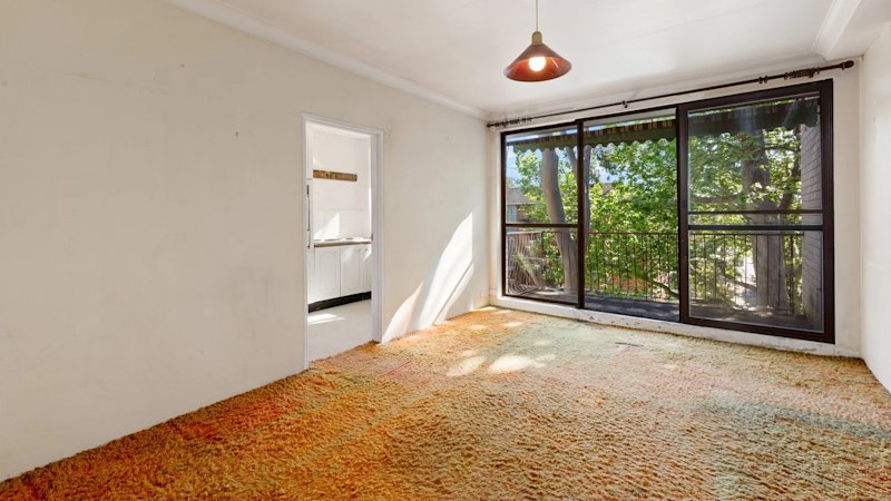 First-home buyer picks up $1m Randwick apartment after two-week search