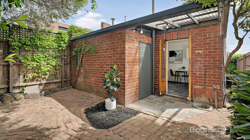 V Richmondu prodajalec prodal prvo hišo kupcem prvič za 1,13 milijona dolarjev na dražbi