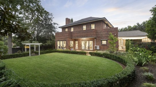 5 Tregarron Avenue, Kew.