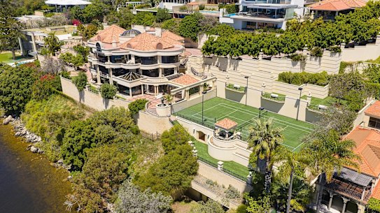 43 Saunders Street, Mosman Park - owned by Mineral Resources founder Chris Ellison, previously owned by mining heiress Angela Bennett, now up for sale again. Previously set property sale record. Ray White Dalkeith | Claremont