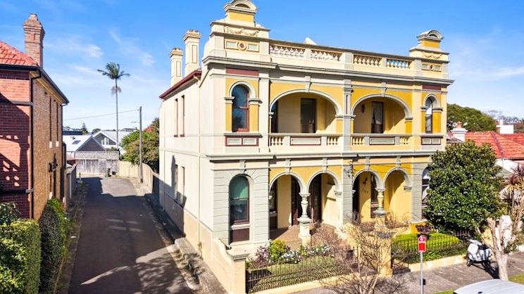 smh.com.au - Elizabeth Redman - Family pays $2.625m for 'iconic' inner west house at auction