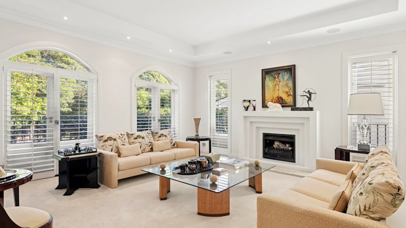 Billionaire’s granddaughter, 34, takes out mortgage on $20m Vaucluse home