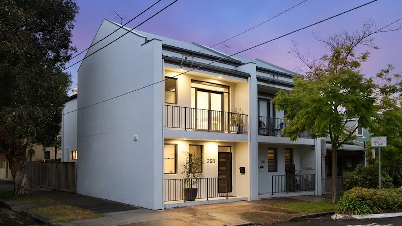 Alexandria terrace home fails to sell at auction with no genuine bids