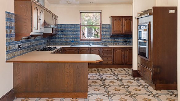 The interested buyers all wished to knockdown the original condition home and rebuild.