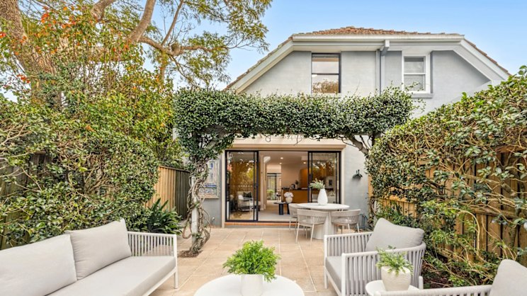 smh.com.au - Carmen Forward - First home buyers and mum join forces to buy $3.15m Cammeray home
