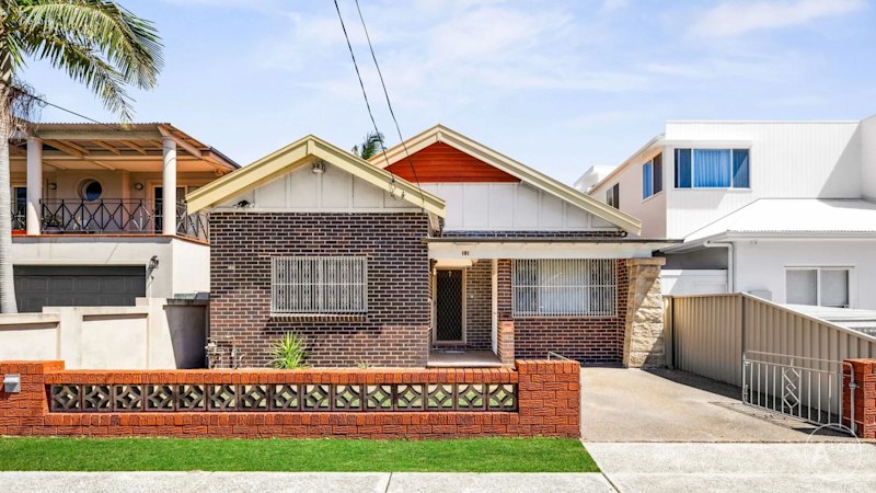 Maroubra bungalow with ‘exceptional potential for transformation’ sells for $2.9m