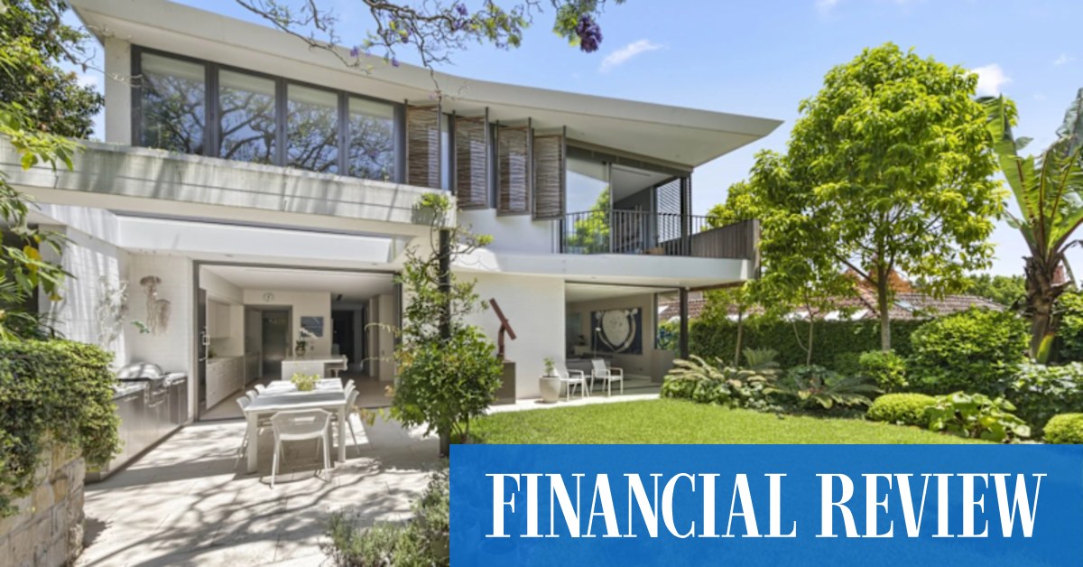 Farmers pay investment banker $19.25m in return to Bellevue Hill